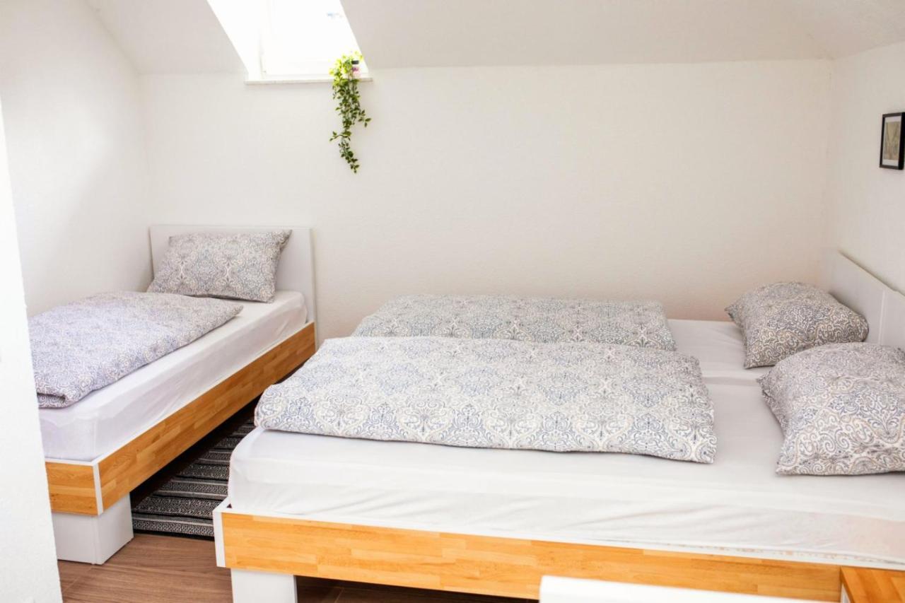 Apartman Uno ヤイツェ エクステリア 写真